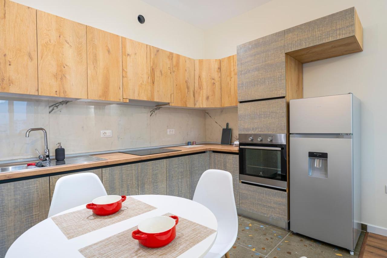 Cane Apartment Emerald Tirana Buitenkant foto